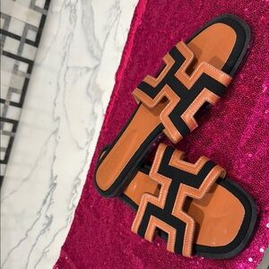 Charlotte Russe Black and Tan Sandals